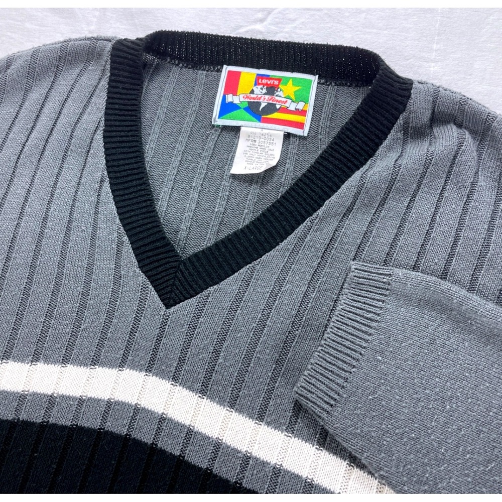 Vintage‎ Levis World's Finest Knit Sweater Mens XL Gray Striped V Neck
